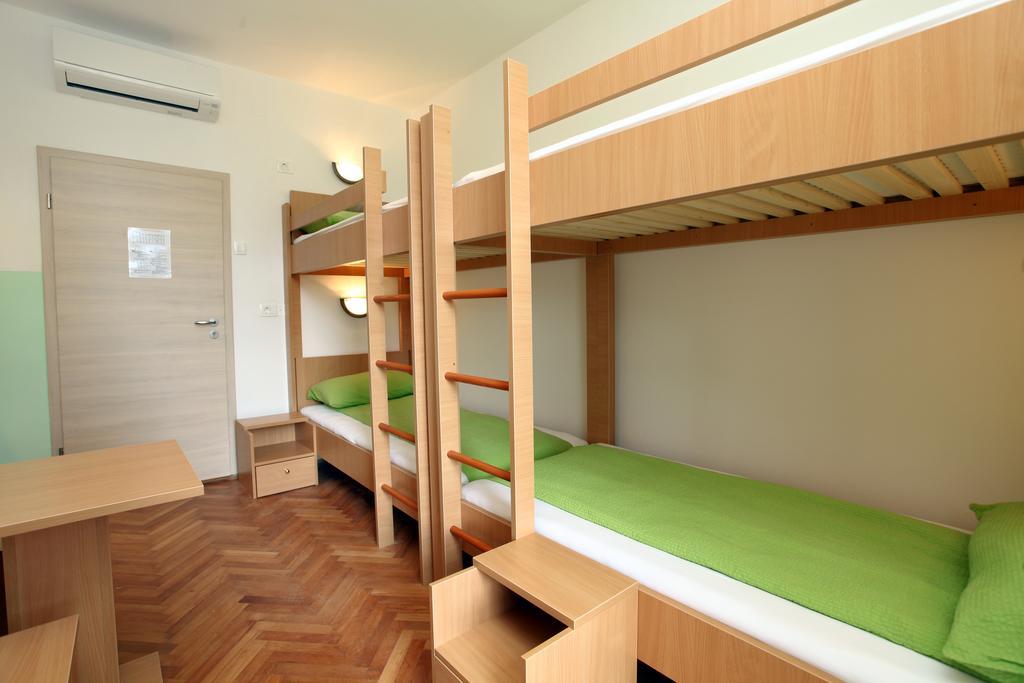 Hostel Soline Portorož Exteriér fotografie